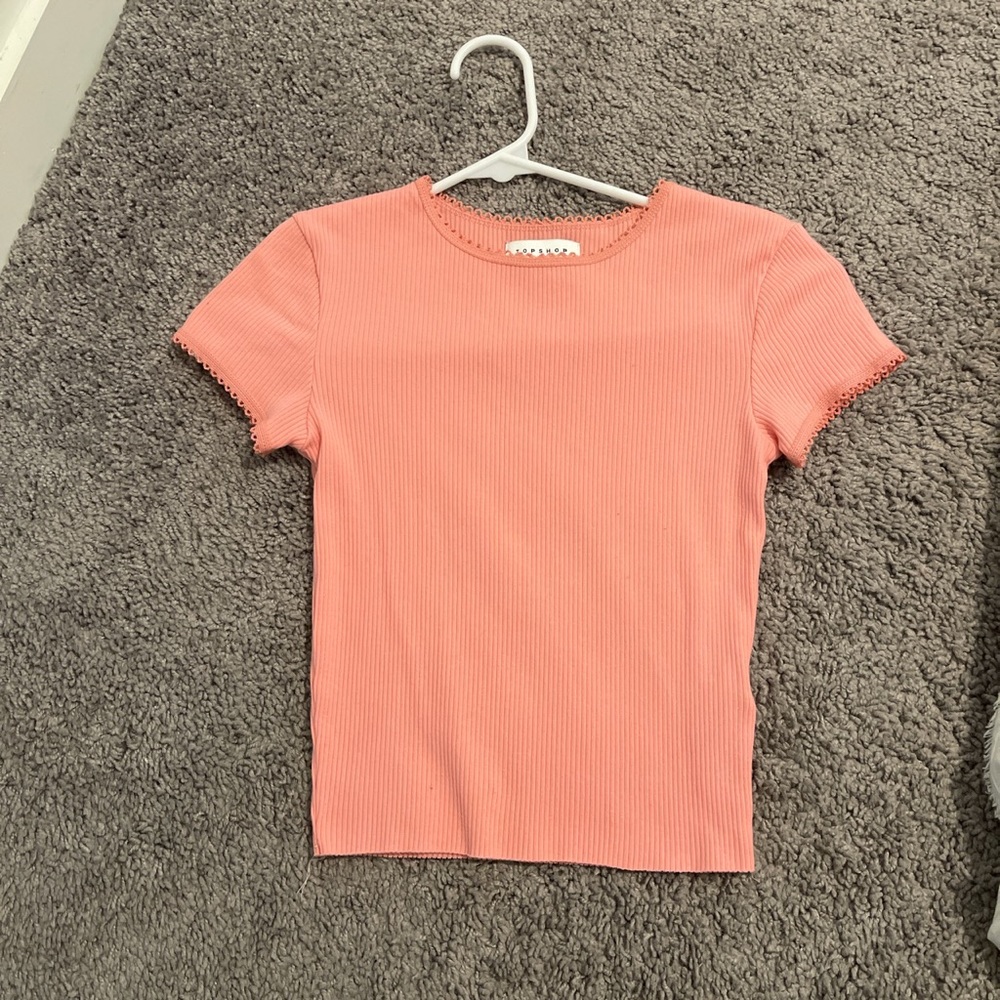 Super cute Topshop Tshirt, brand new,tight fitting